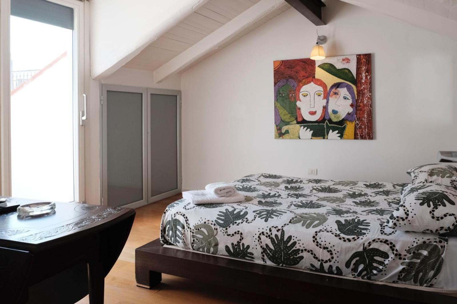 Casa Maria In Centro Storico Hotel Salerno Ngoại thất bức ảnh
